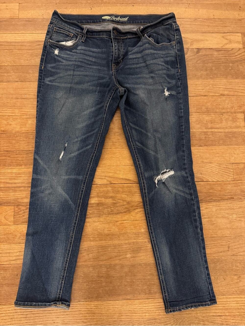 Old Navy Women's Blue Boyfriend Jeans - Size 8
b90